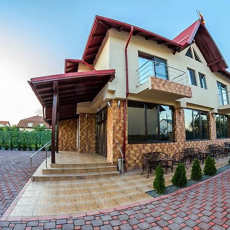 Pensiunea Marina Campina Bagian luar foto