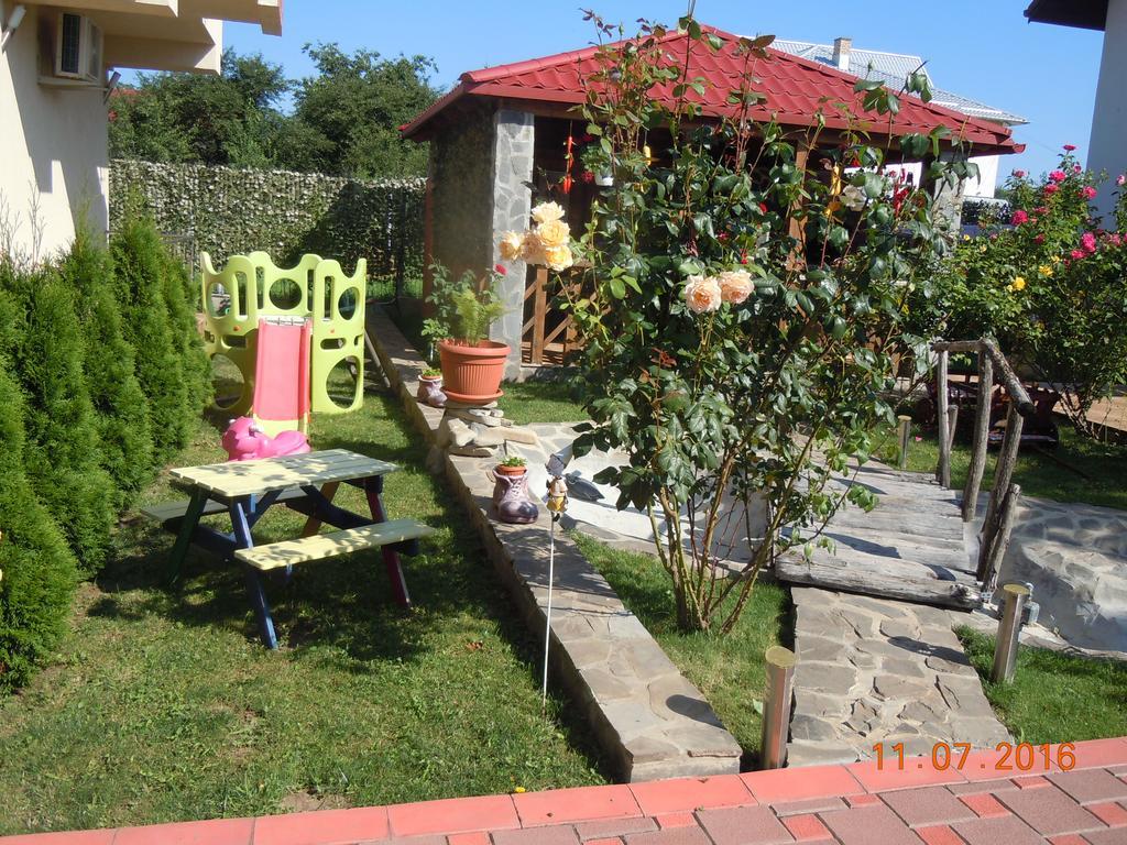 Pensiunea Marina Campina Bagian luar foto