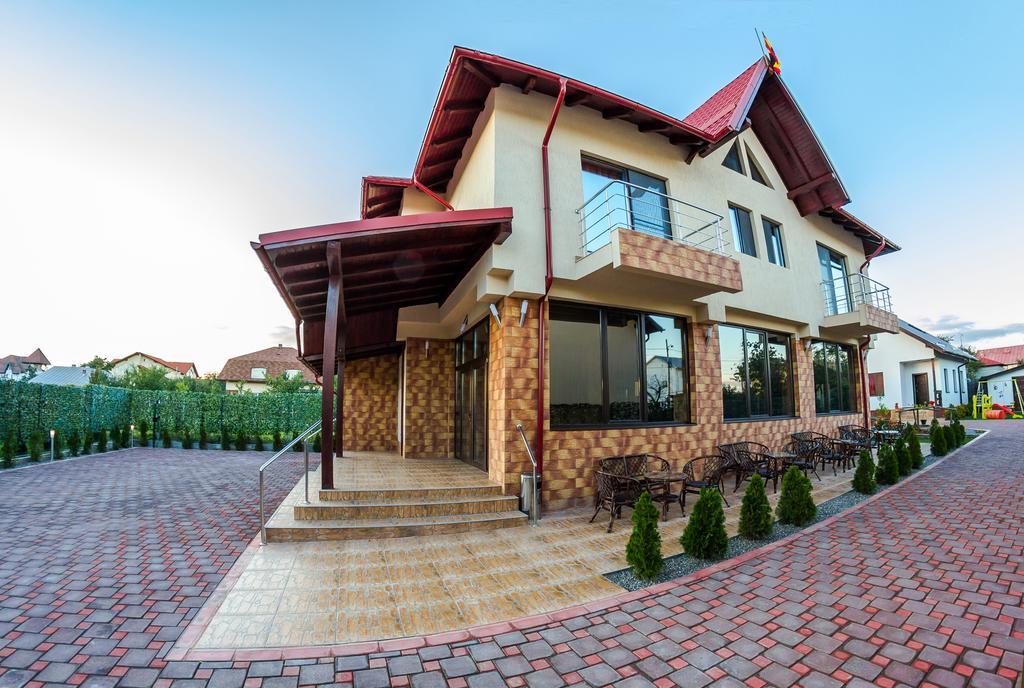 Pensiunea Marina Campina Bagian luar foto